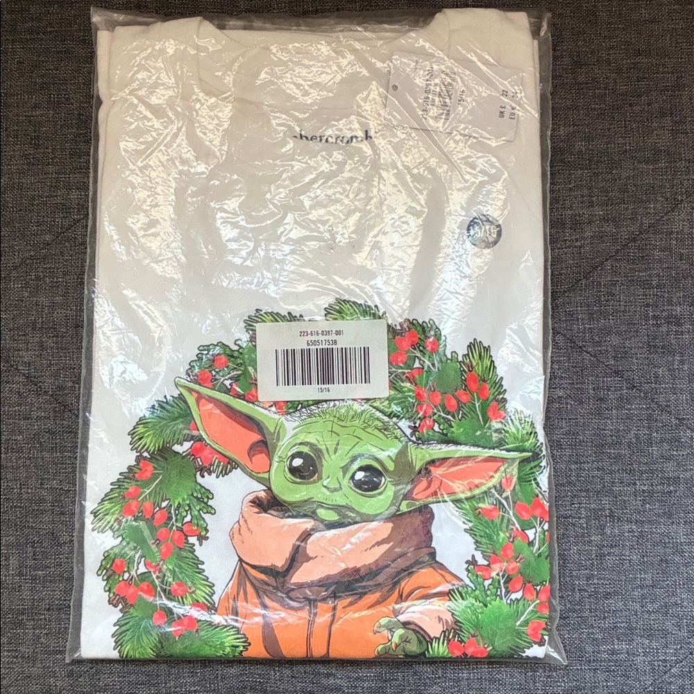 Abercrombie Kids Baby Yoda graphic holiday tee